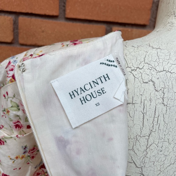 NWT Hyacinth House Floral Peplum Blouse Size XS - Picture 11 of 16